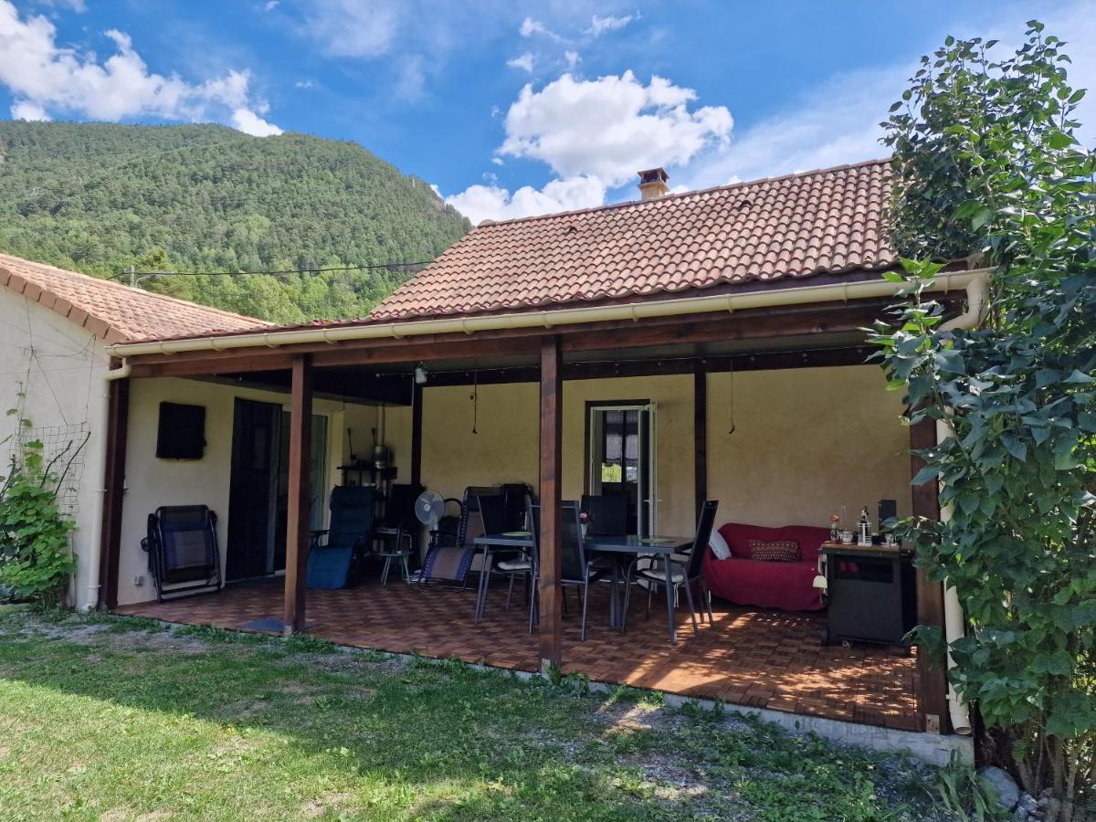 Chambre Aux Gorges De Daluis ギヨーム エクステリア 写真